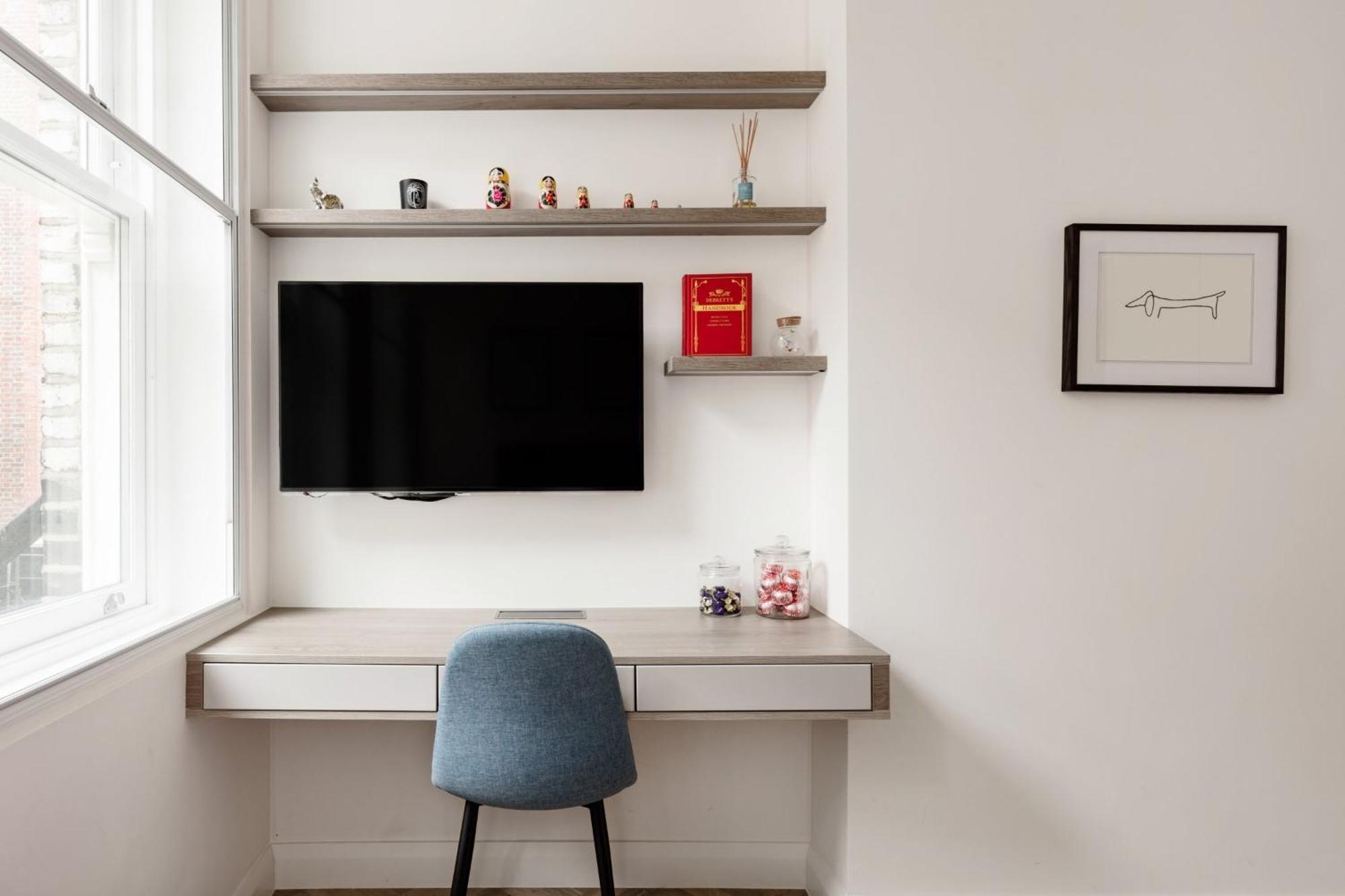 Modern Apartment & Rooms At Charing Cross London Eksteriør billede