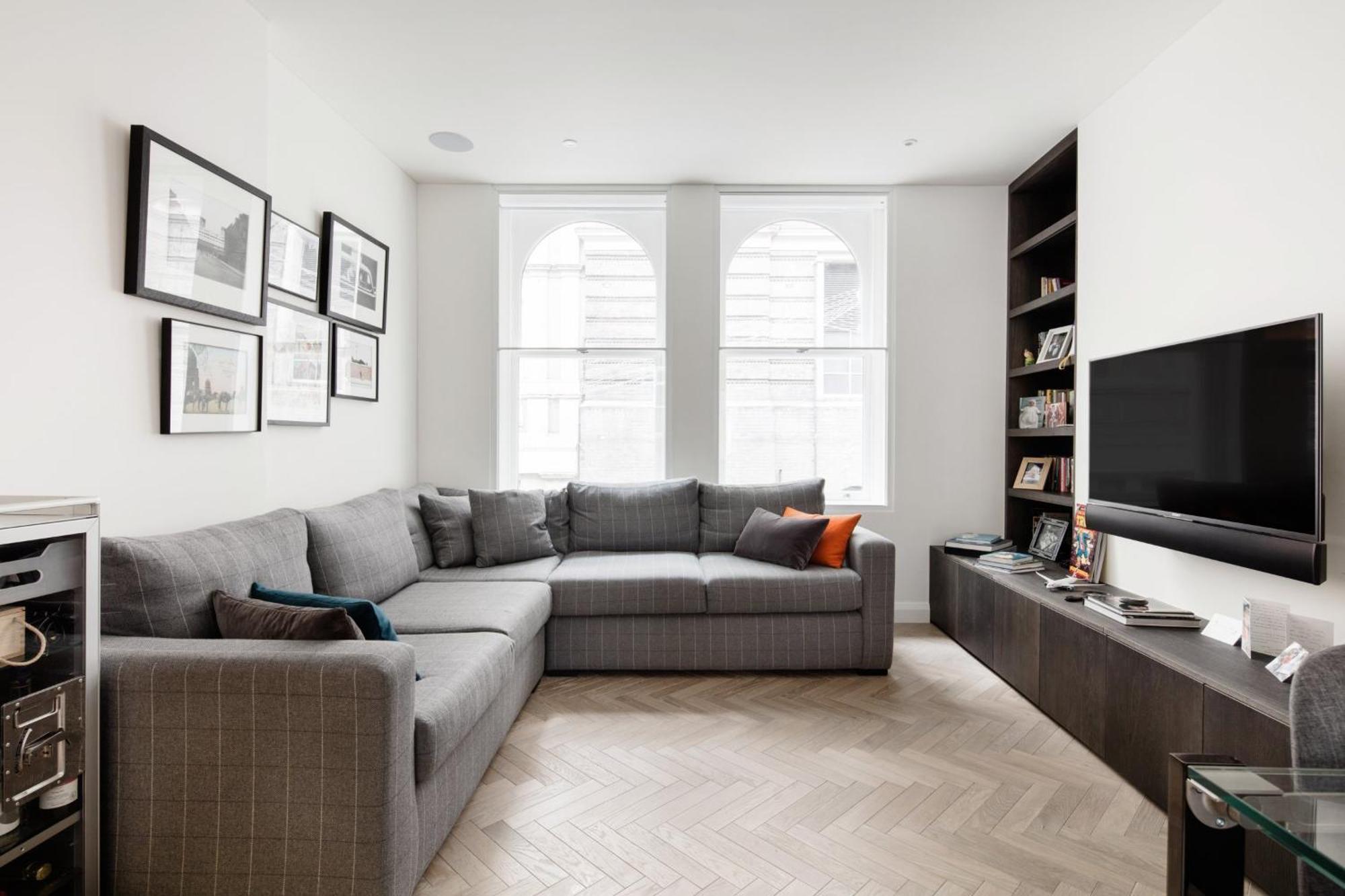 Modern Apartment & Rooms At Charing Cross London Eksteriør billede